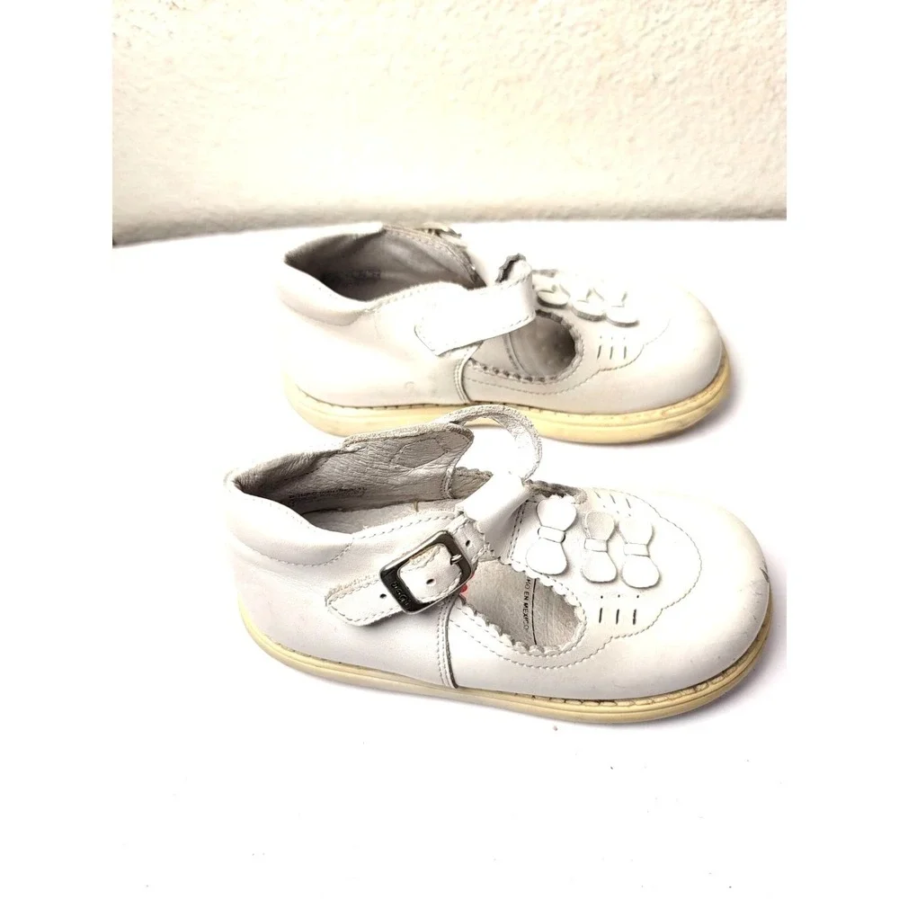 Vintage Dogi Toddler White Leather Buckled Mary Jane Shoes Bow Detail Size 17 US
